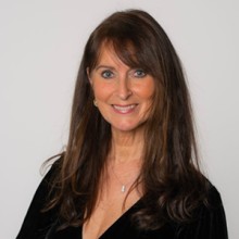 Lucia Van de Ginste